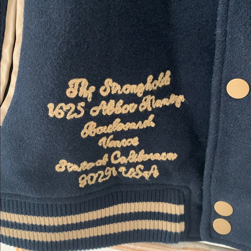 THE STRONGHOLD | XL | VARSITY JACKET - Picture 4 of 9